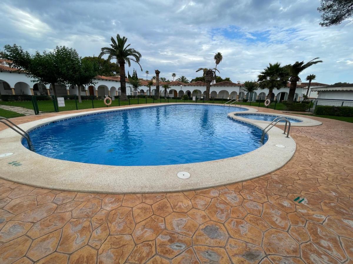 Bungalow Para 6 Pax A 7 Minutos De Playa Albir L'Alfas del Pi Exterior photo